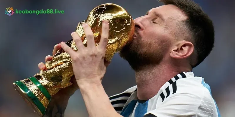 Messi đã giành được chiếc cup vô địch thế giới cho mình