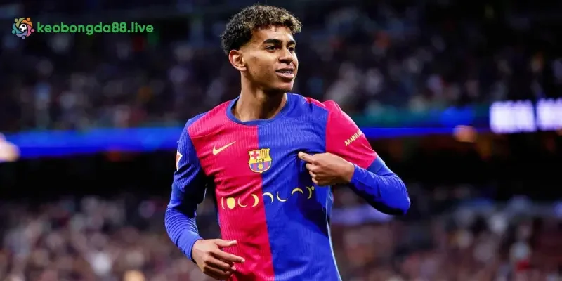 Những cầu thủ trẻ triển vọng nhất châu âu 2025 - Lamine Yamal 